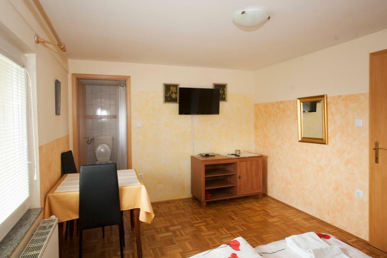 Guest House Čelan Spodnja Hajdina Extérieur photo